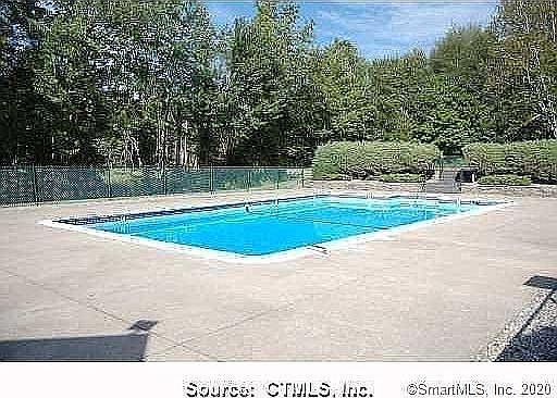 5th image of 100 Oxbow Dr APT A2