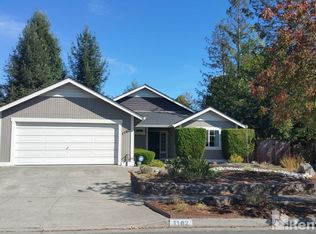 1102 Putney Dr, Santa Rosa, CA 95401
