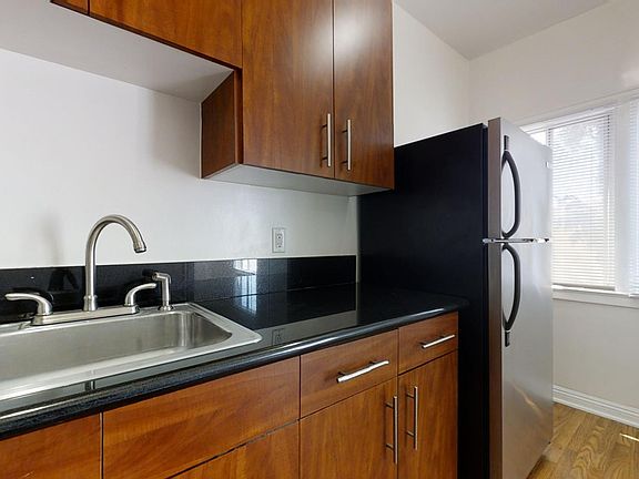2nd image of 334 N Heliotrope Dr APT 207