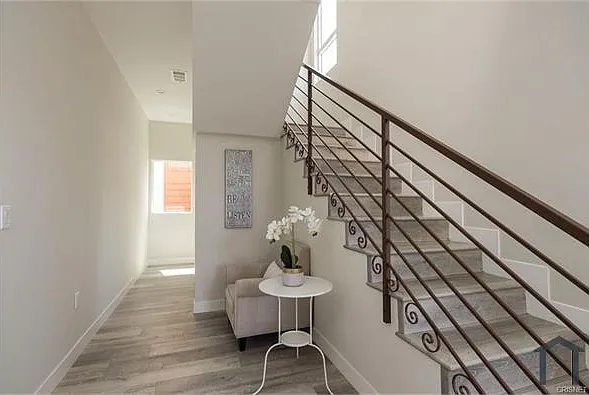 9237 Wakefield Ave — Photo 2