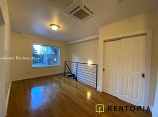 244 Union Ave #1U, Brooklyn, NY 11211