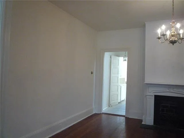 7729 Hampson St — Photo 4