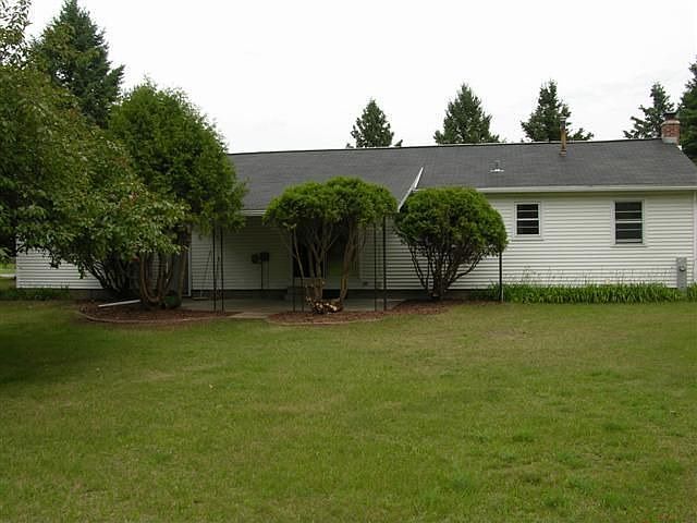2nd image of 2067 James St