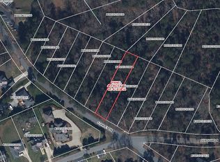 16 Stanley Dr, Greenville, SC 29611