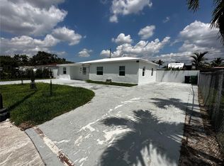 14681 Lincoln Blvd, Miami, FL 33176