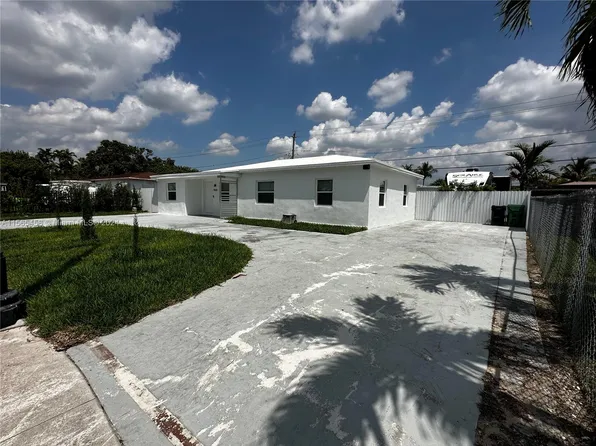 14681 Lincoln Blvd, Miami, FL 33176