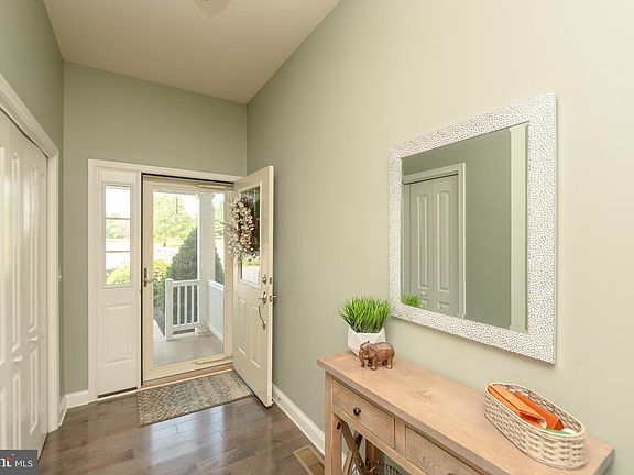5th image of 149 Copperstone Ct