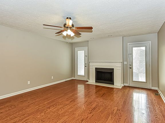 4th image of 111 Brookfield Ct