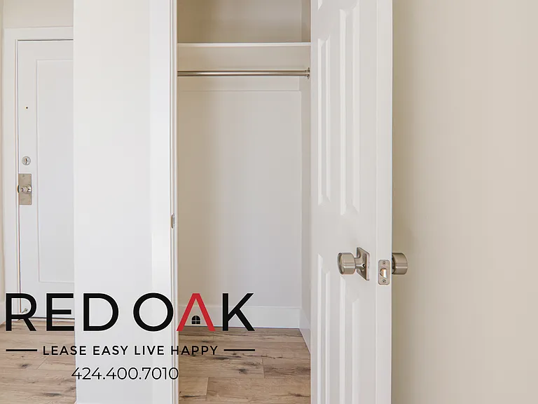 207 S Berendo St #210 — Photo 5