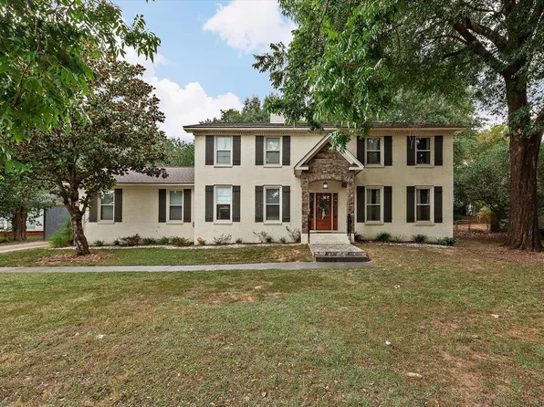 123 Waterford Pl, Dothan, AL 36303