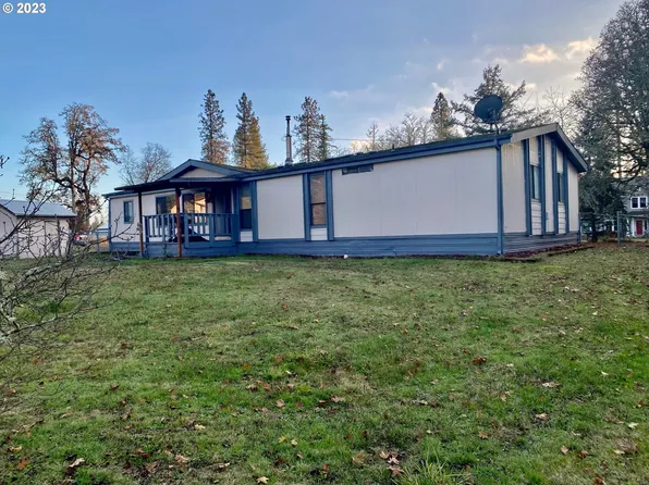 88340 Huston Rd, Veneta, OR 97487