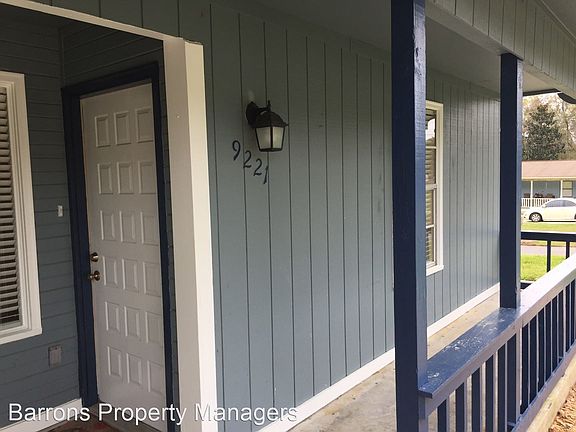 2nd image of 9221 Beatrice Dr