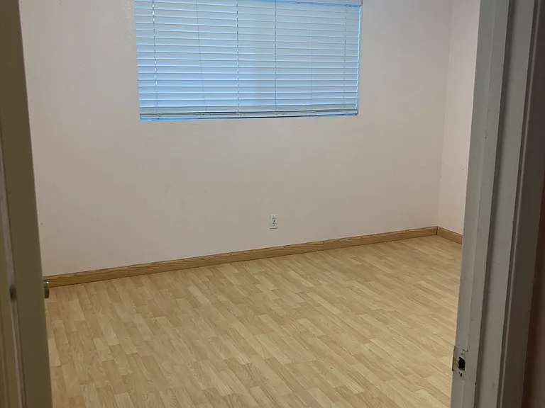 Blueflax Ave — Photo 5