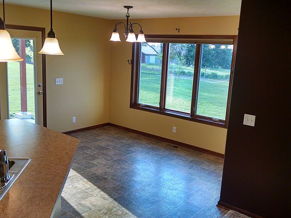 5th image of 317 Cedar Trl