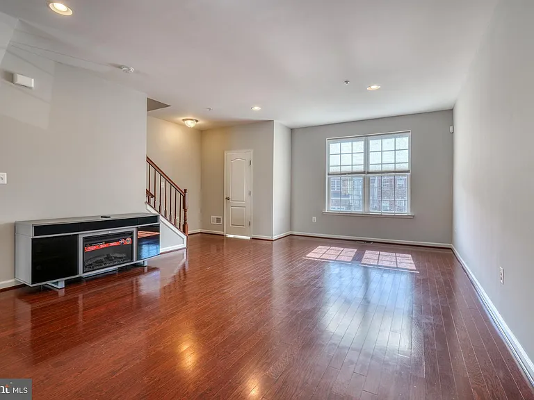 985 Morgan Run Rd — Photo 7