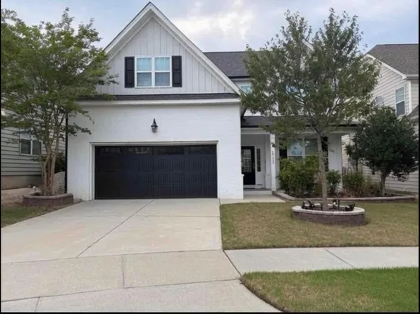 5733 Hurkett Ct, Cary, NC 27519