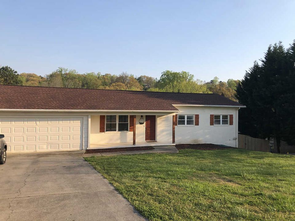 1st image of 2746 Greenway Dr