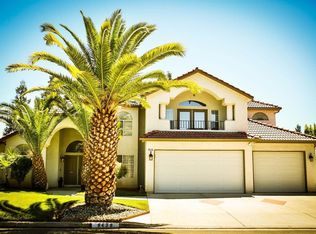 8438 N Sierra Vista Ave, Fresno, CA