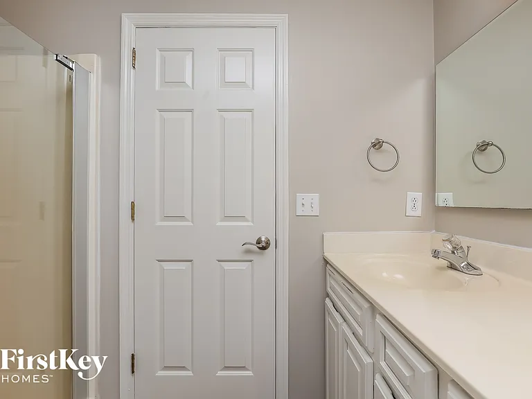 221 Shoemaker Ct — Photo 10