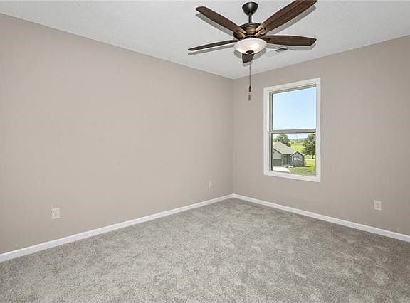 3rd image of 10816 N Corrington Ave