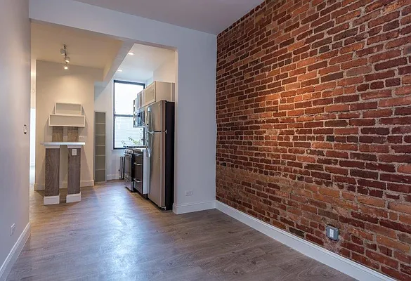 Rented by Nooklyn NYC LLC | media 21