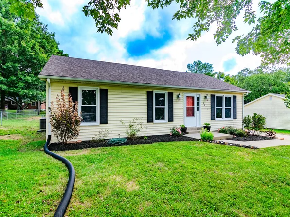 1024 David Dr, Lawrenceburg, KY 40342