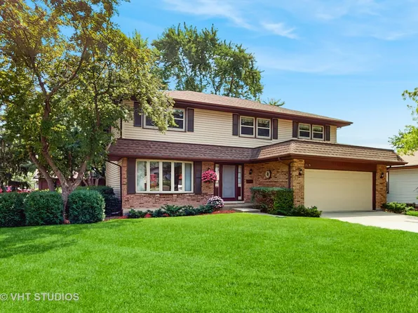315 Ashwood Dr, Schaumburg, IL 60193