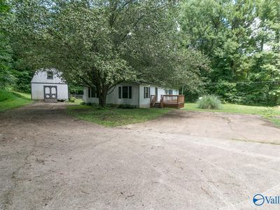 53 Jade Ln, Laceys Spring, AL, 35754