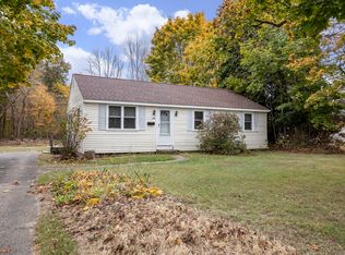 146 Brooks Pl, West Bridgewater, MA 02379