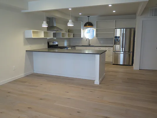 Sold by JRGOMES PROPERTIES LLC | media 33