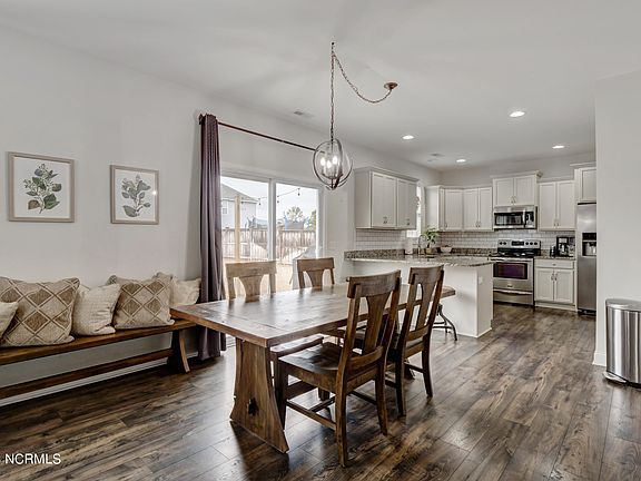 2nd image of 6508 Woodlee Ln