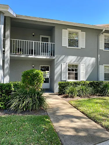 1420 Oakhill Dr #104 Photo 1