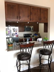 41 E 8th St APT 2C, Chicago, IL, 60605