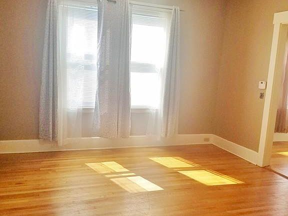 5th image of 43 Junior St