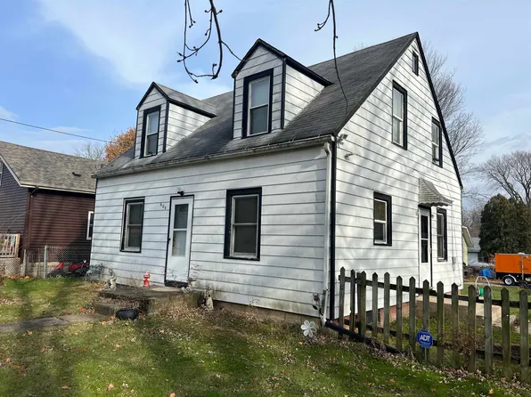 604 Lincoln Park Blvd, Rockford, IL 61102