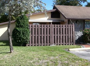 136 Briarwood Cir, Hollywood, FL 33024