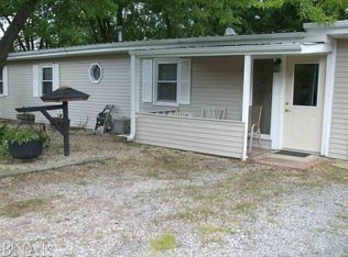 1907 Southlake Ln, Carlock, IL 61725