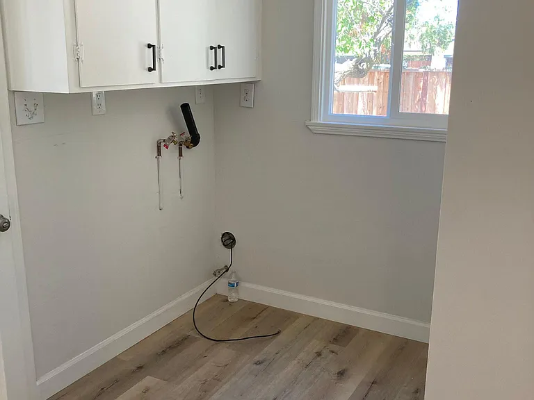 1113 S San Tomas Aquino Rd — Photo 15