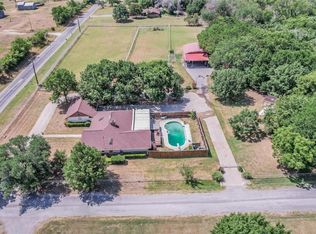 496 County Road 4191, Decatur, TX 76234