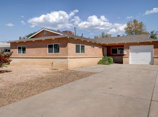 1524 Moon St NE, Albuquerque, NM 87112