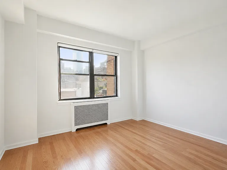 180 W Houston St #7F — Photo 7