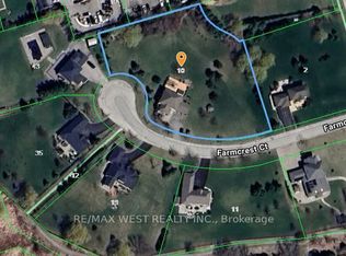 10 Farmcrest Ct, King, ON L0G 1N0