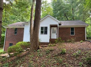 302 Jackson St, Jamestown, NC 27282