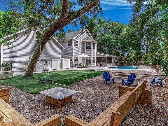 5th image of 649 Charmagne Ln