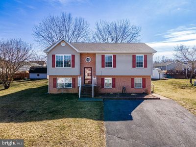 33 Nikita Dr, Maurertown, VA, 22644