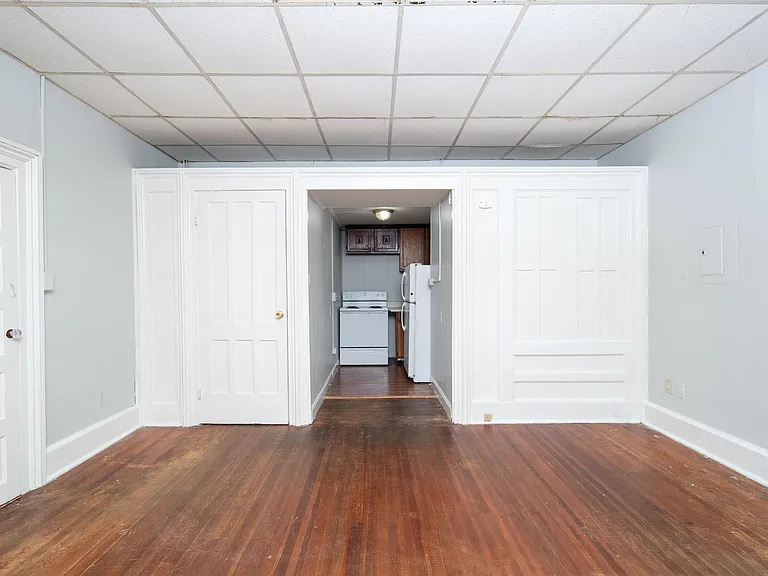 236 Saratoga St — Photo 8