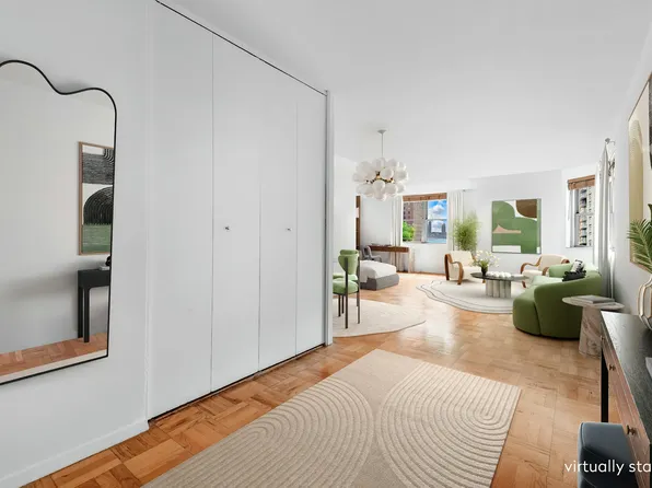 300 East 40th Street 6D image 1 of 11