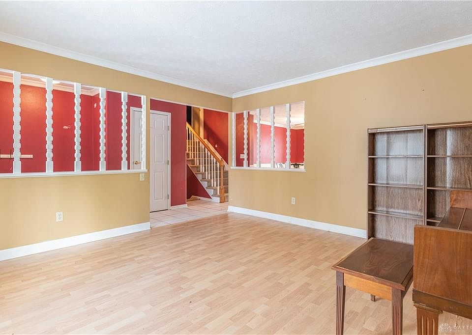 8200 Dr, Dayton, OH 45458 Zillow