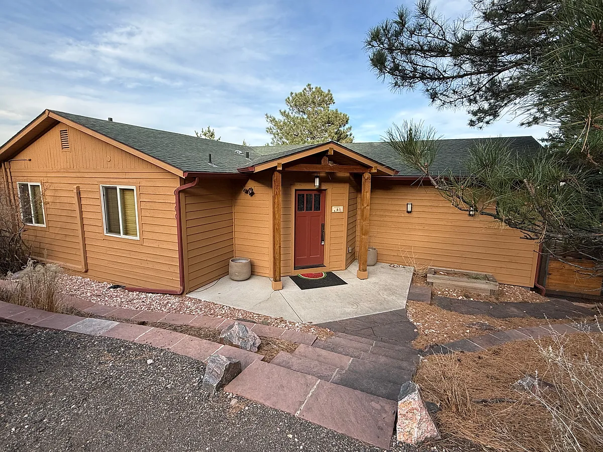 Building Photo - 6100 Ponderosa Ln