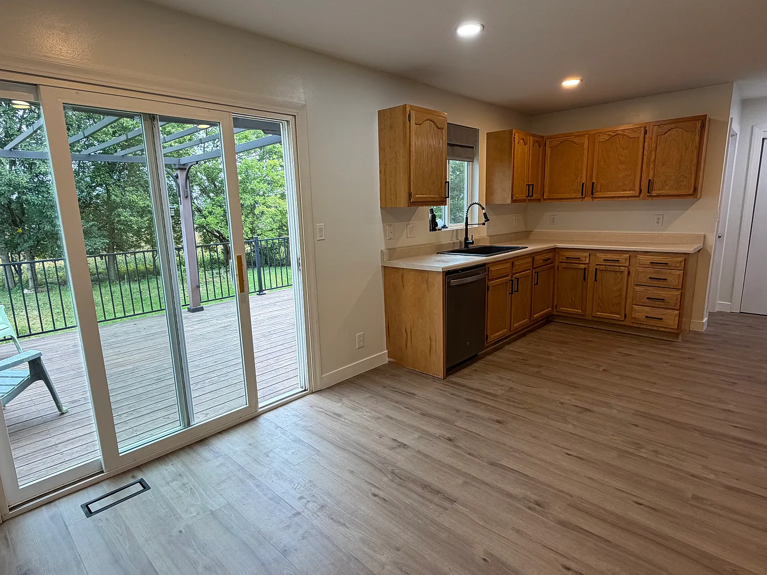 3 bed, 1535 sqft, $2,525 — Photo 4